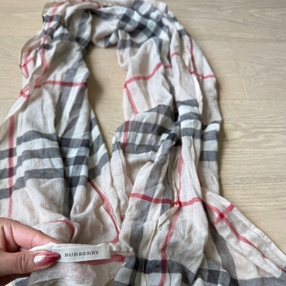Burberry Wool Silk Lightweight Scarf - Picture 2 of 4